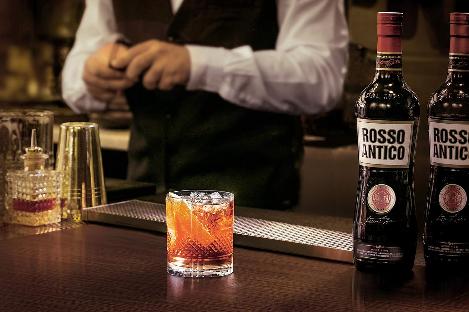 Marzo entre copas; del renacer del whiskey irlandés al auge del vermut en el Río de la Plata